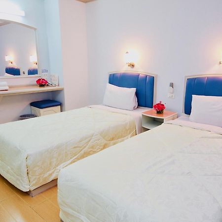 P.A. Place Hotel Nakhon Sawan Esterno foto