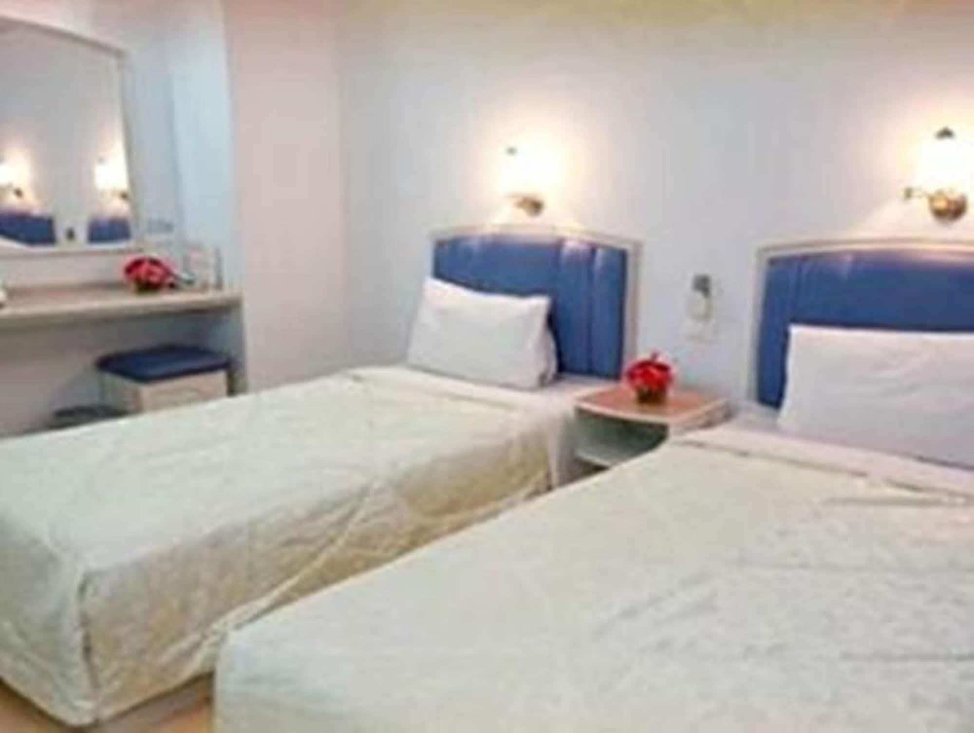 P.A. Place Hotel Nakhon Sawan Esterno foto