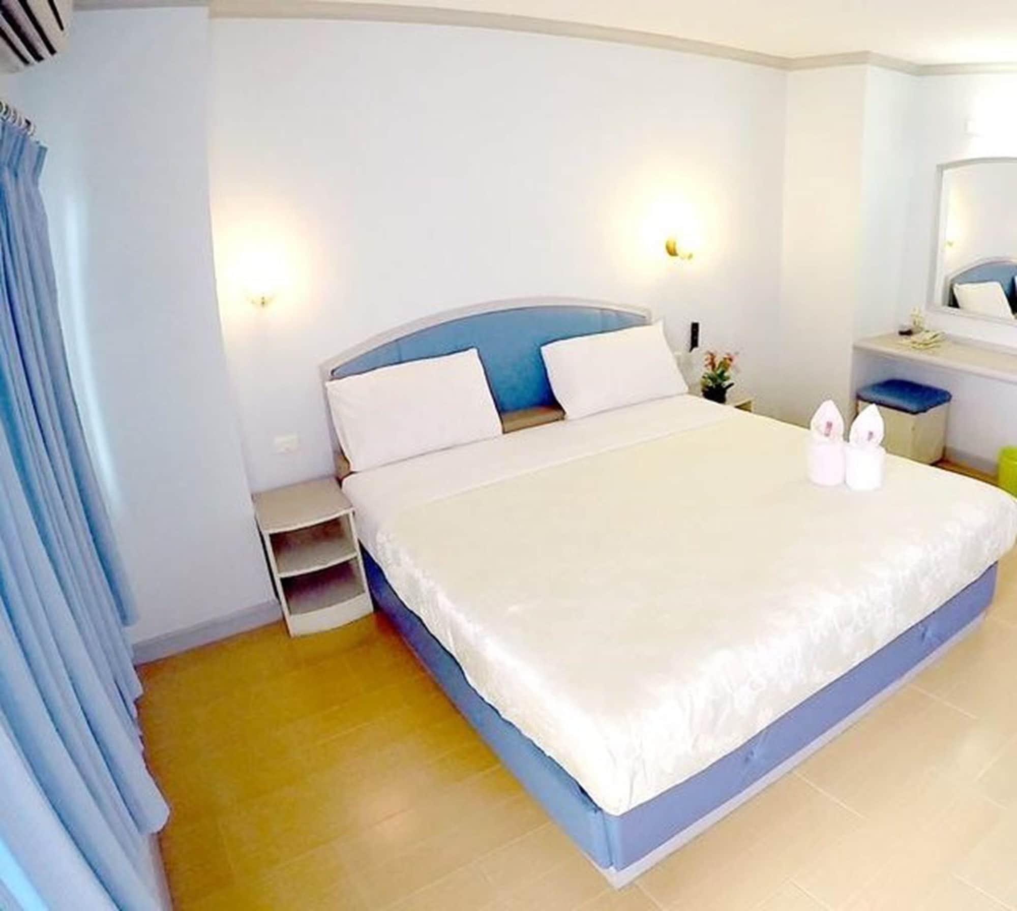 P.A. Place Hotel Nakhon Sawan Esterno foto